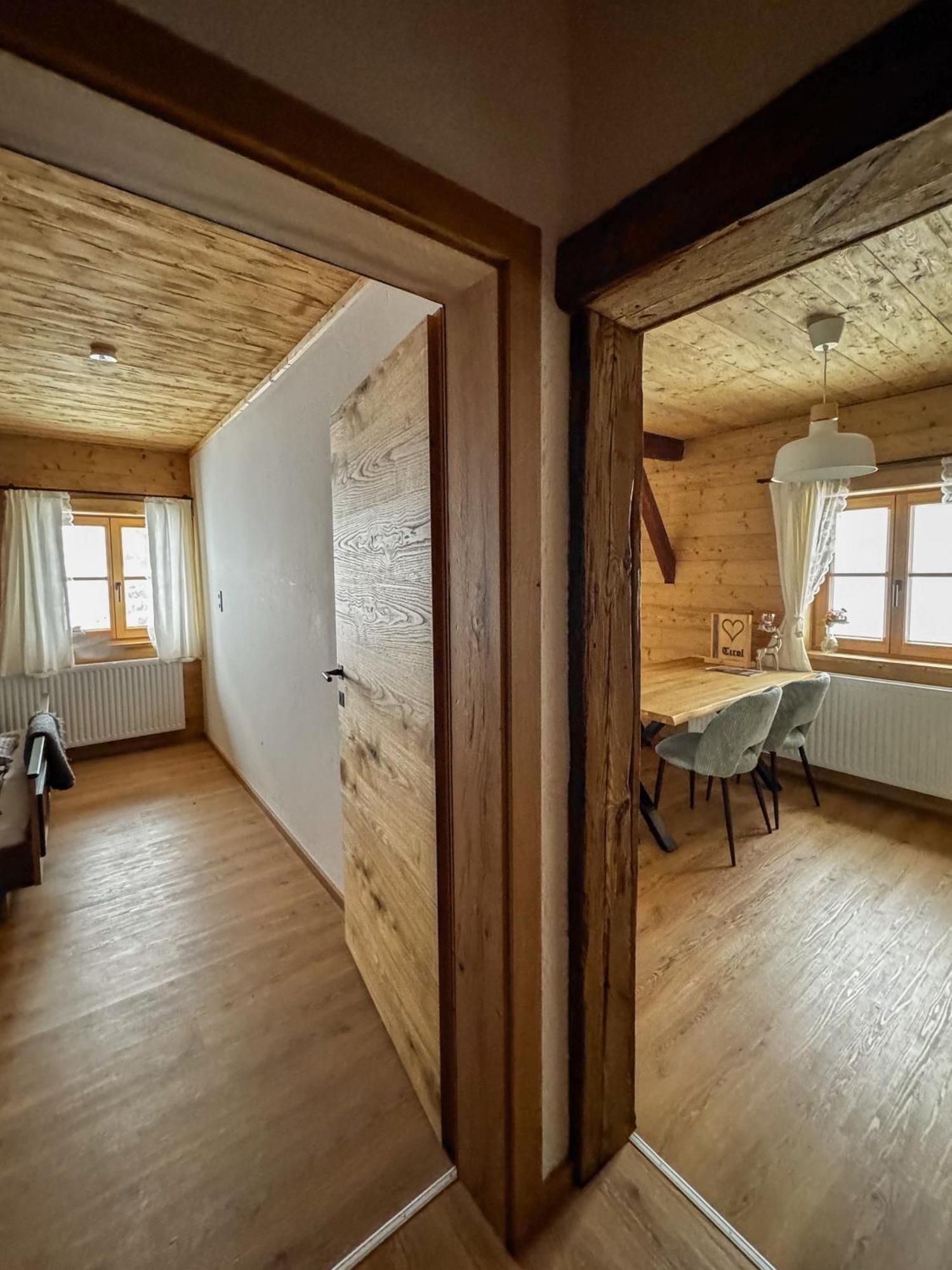 Peer Alm Hotel Navis Bagian luar foto