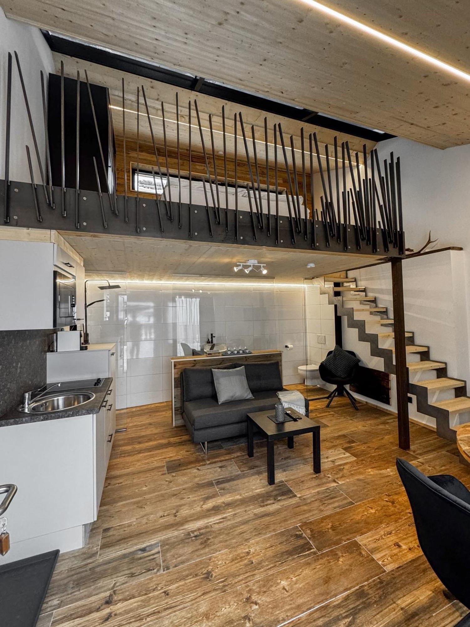 Peer Alm Hotel Navis Bagian luar foto