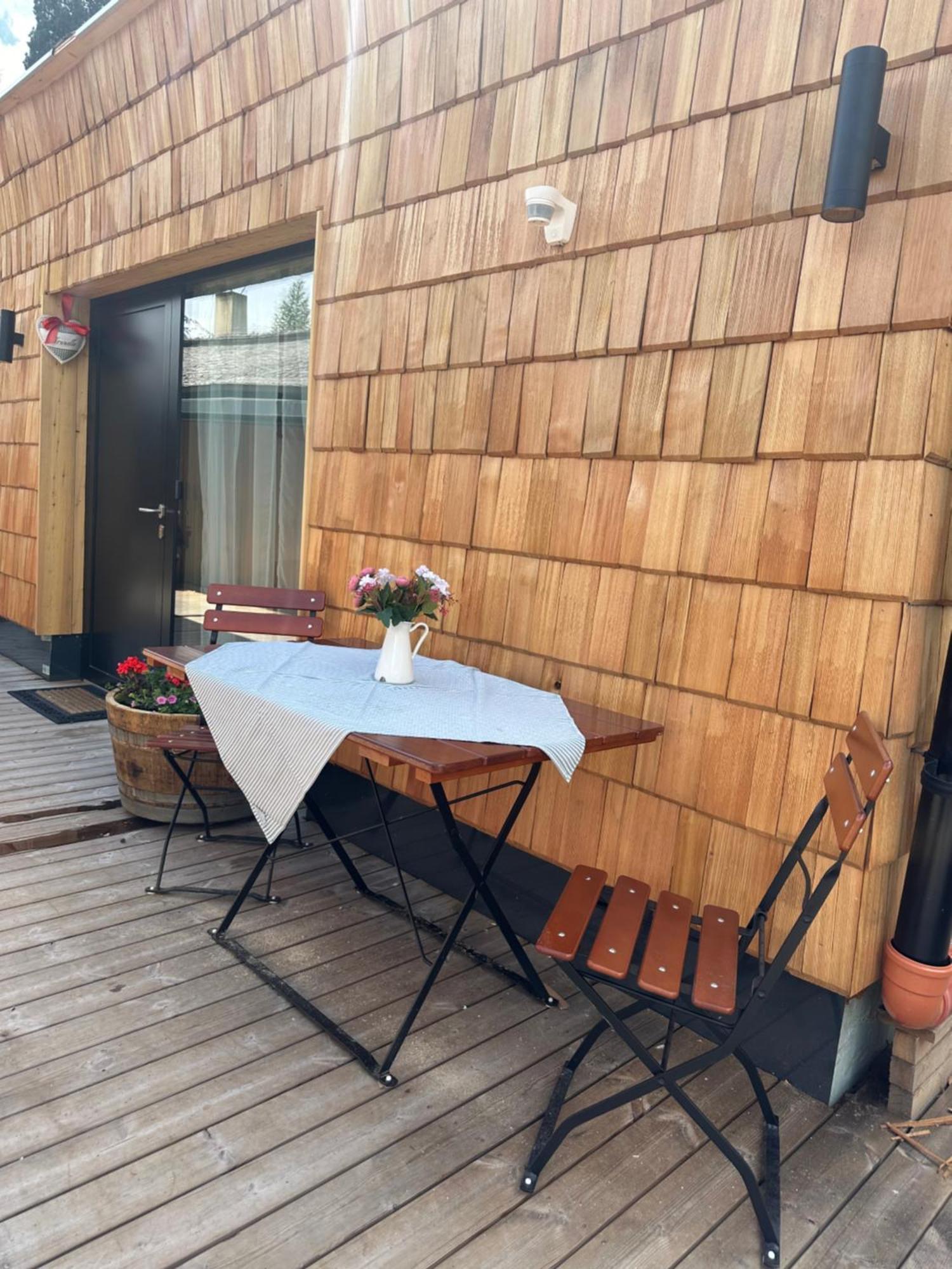 Peer Alm Hotel Navis Bagian luar foto